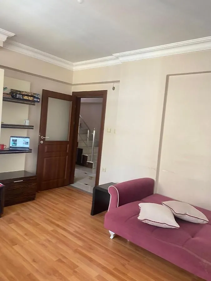 Hostel In Bahcelievler Κωνσταντινούπολη Τουρκία