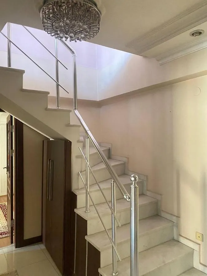 Hostel In Bahcelievler Κωνσταντινούπολη Τουρκία